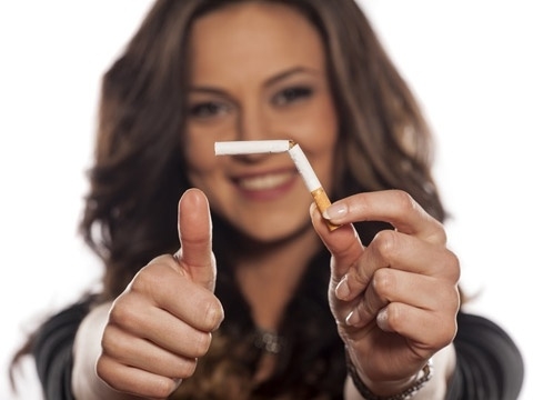 Třetinu všech nádorových onemocnění způsobuje kouření. Jak se ho zbavit? - záznam živého vysílání